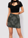 Fashionable Skull-Print Cropped Skirt-pants