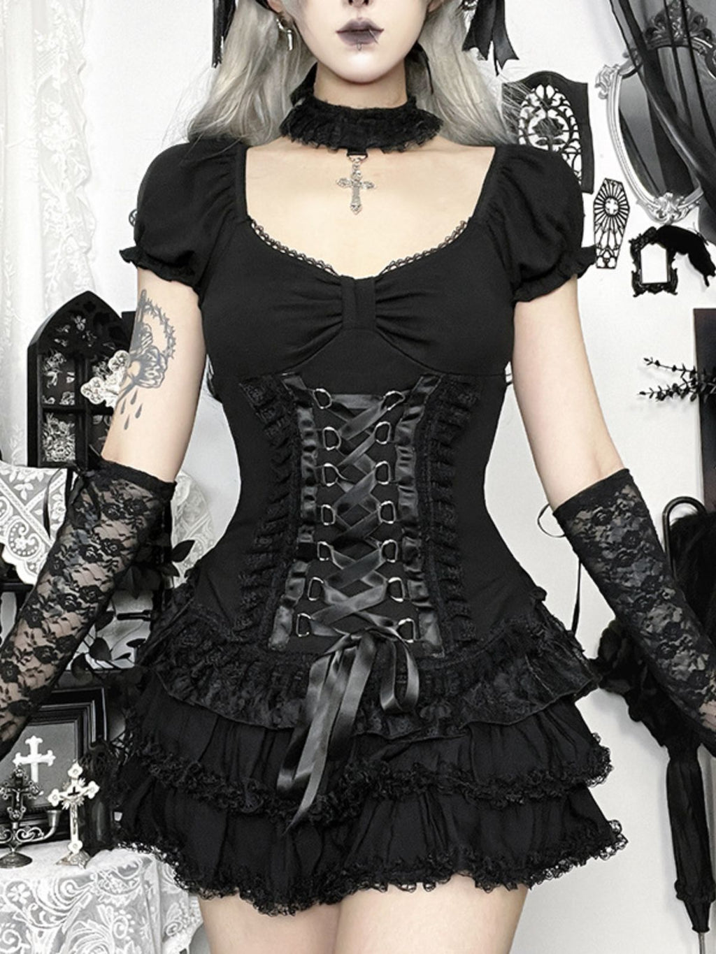 Gothic-style Corset-inspired Sexy Lce-up Short-sleeve Shirt