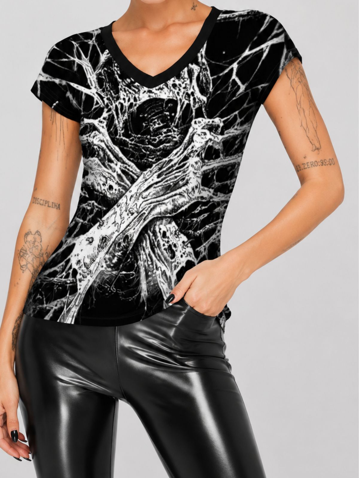 Gothic Skull Visual Art Print V-Neck T-Shirt