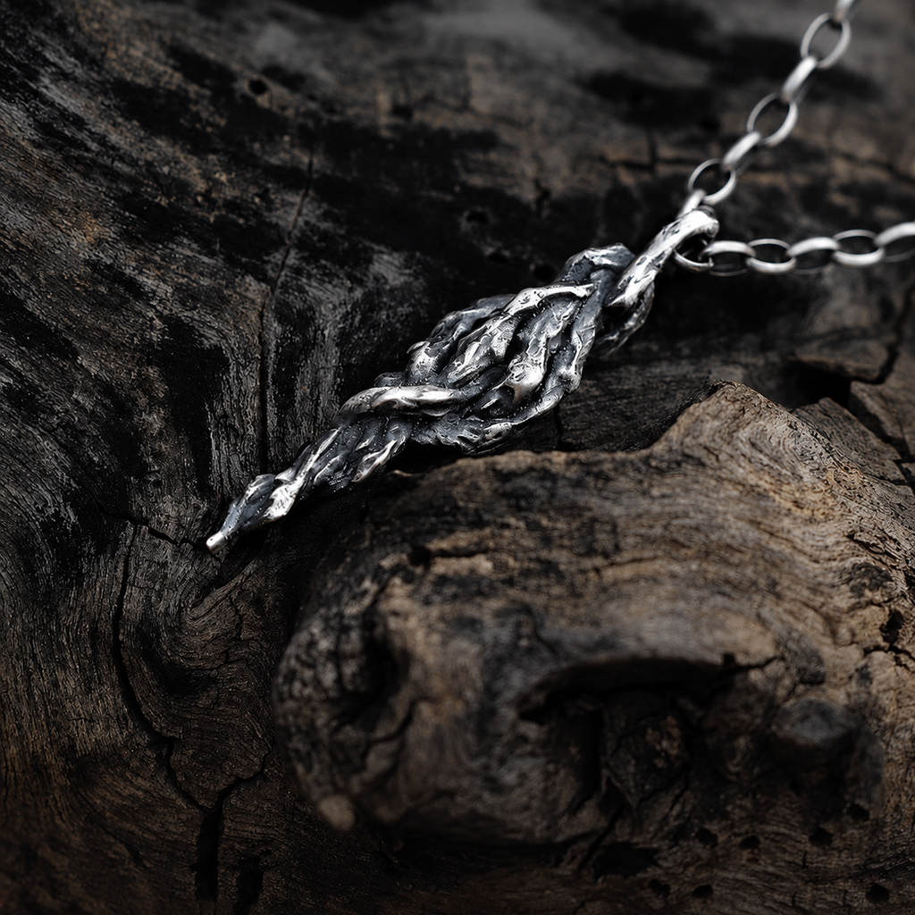 Vintage Minimalist Niche Vine Pendant Necklace