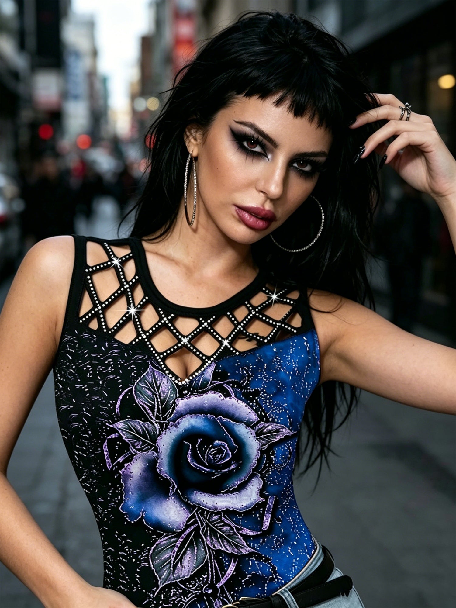 Wish3D Rose-Patterned Openwork Rhinestone Crop Top