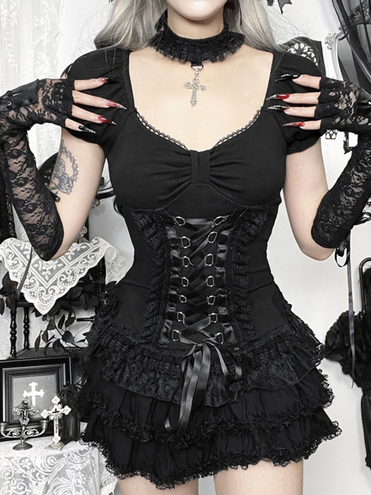 Gothic-style Corset-inspired Sexy Lce-up Short-sleeve Shirt