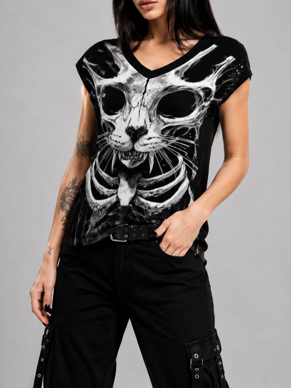 Gothic Skull Evil Cat Print V-Neck T-Shirt