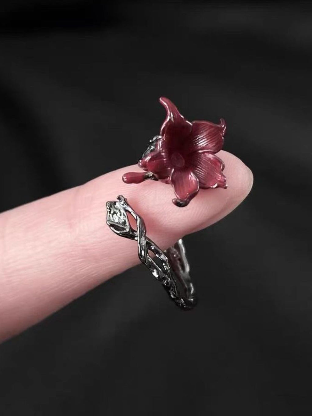 Dark Gothic Mandala Open-Finger Ring