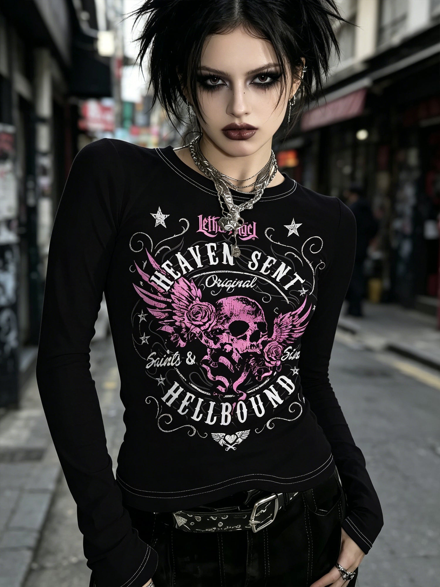 Dark Gothic Round-Neck Winged Retro Long-Sleeve Tee