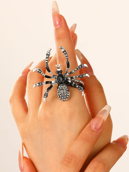 Dark Diamond-Studded Spider Necklace Bracelet and Ring Set