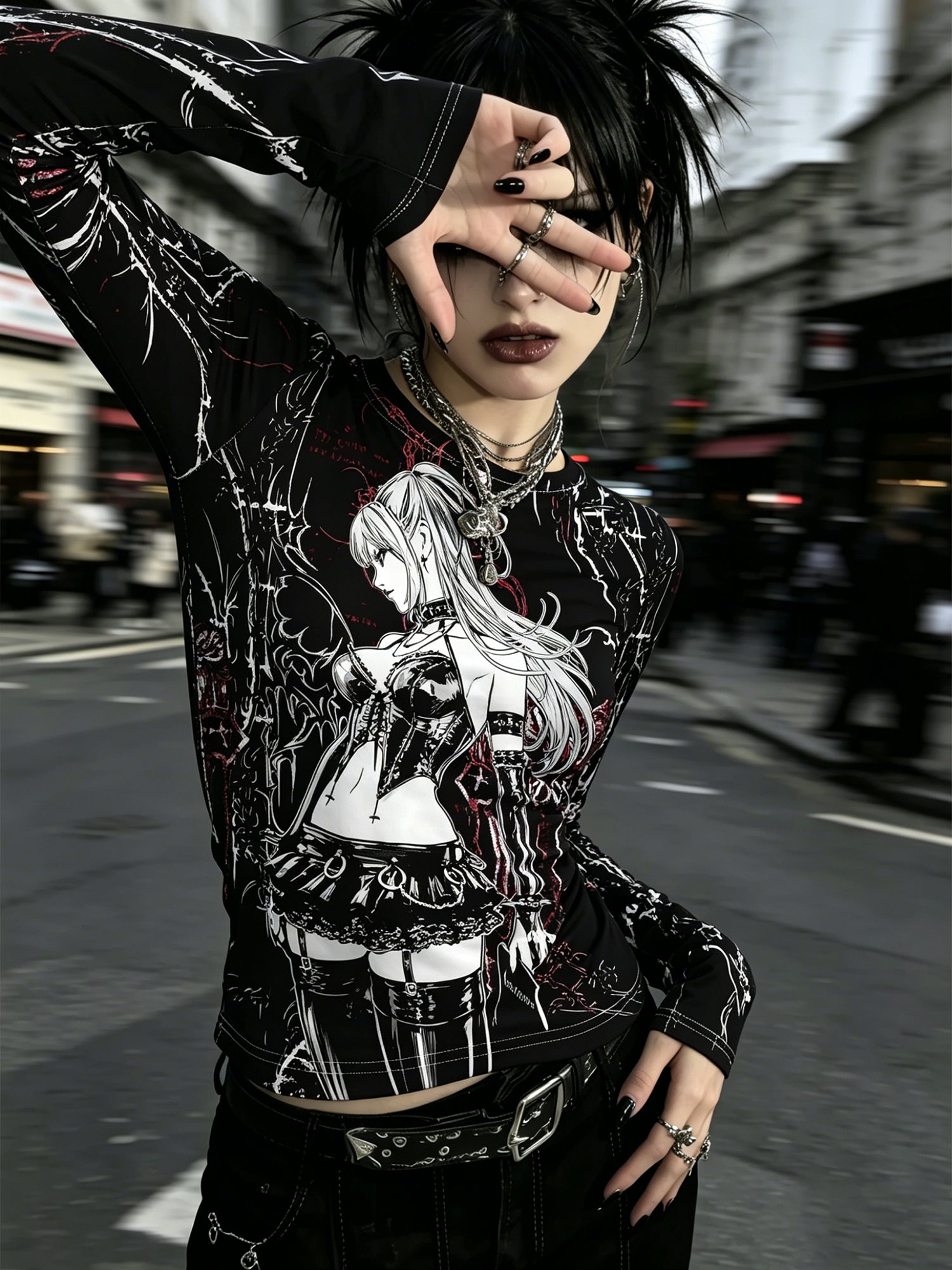 Dark Gothic Round-Neck Winged Retro Long-Sleeve Tee