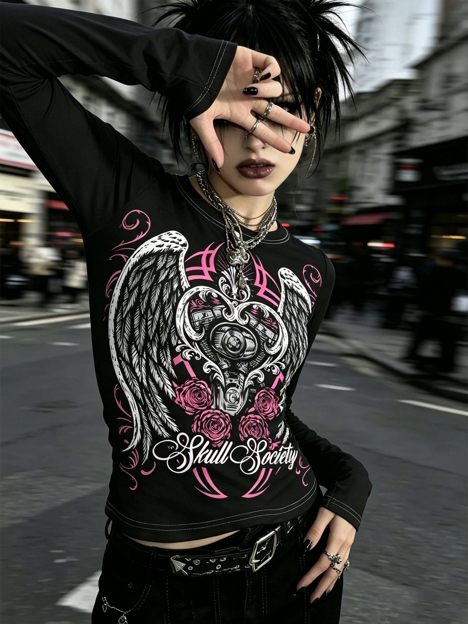 Dark Gothic Round-Neck Winged Retro Long-Sleeve Tee