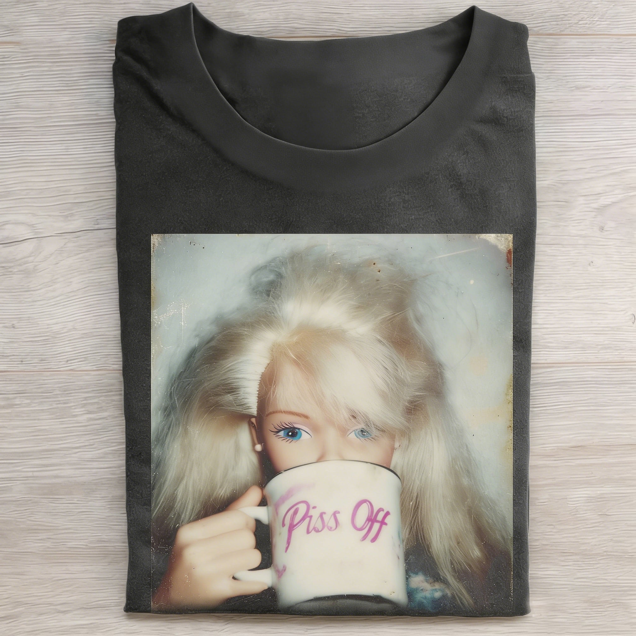 Princess Drinking Print Beauty Round Neck T-Shirt