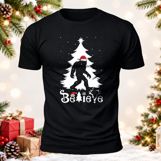 Christmas Bigfoot Believe Printed Short Sleeve T-Shirt