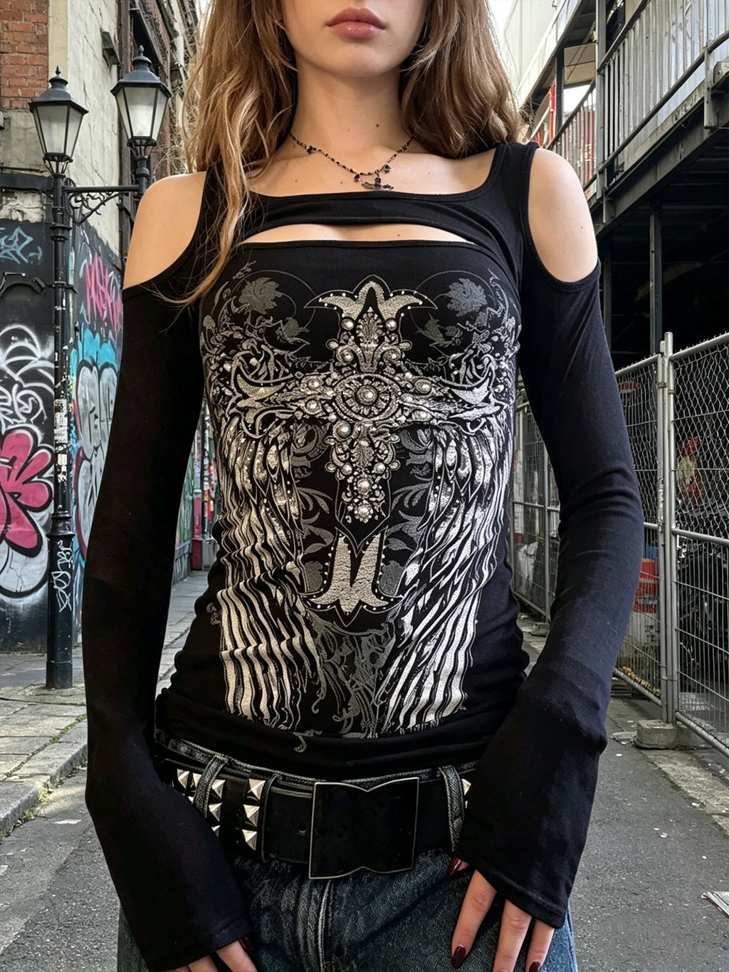 Dark Style Printed Cutout Shoulder Long Sleeve T-shirt