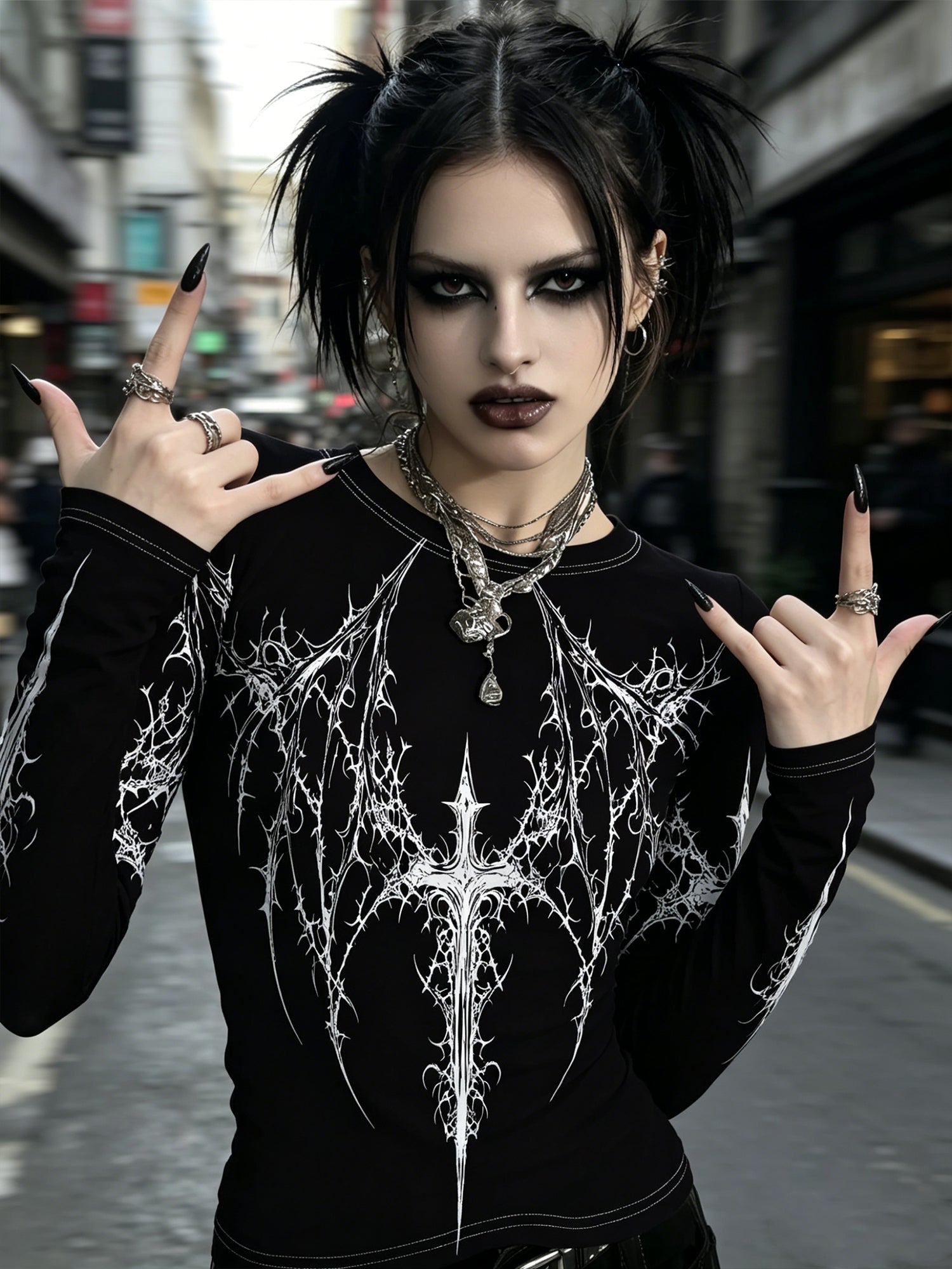 Dark Gothic Round-Neck Winged Retro Long-Sleeve Tee