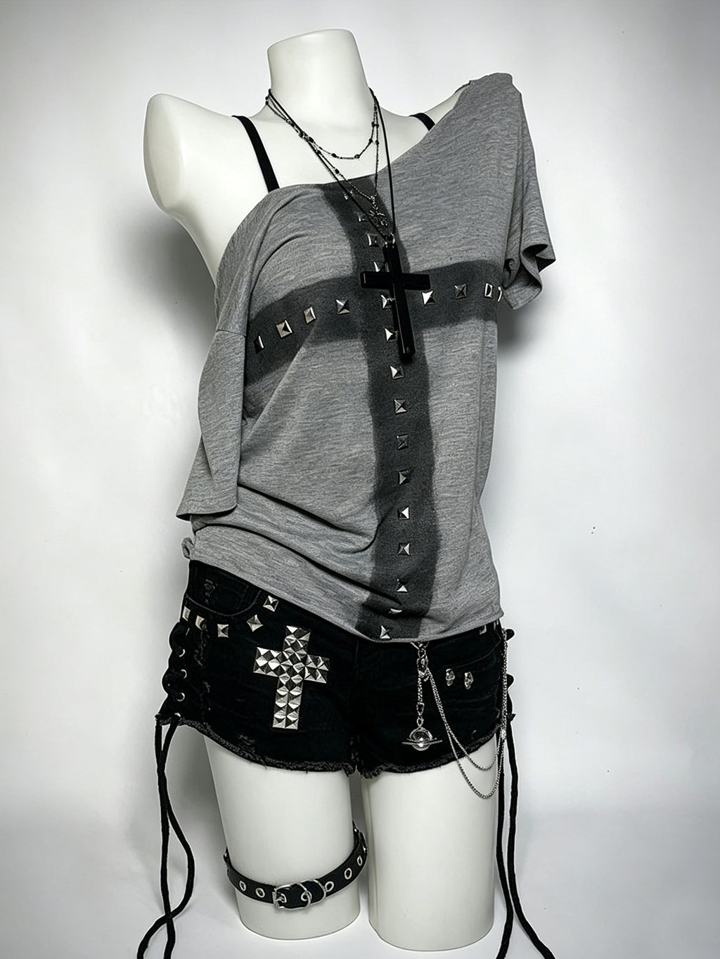 Punk-style Studded Cross Gothic Dark-themed Top